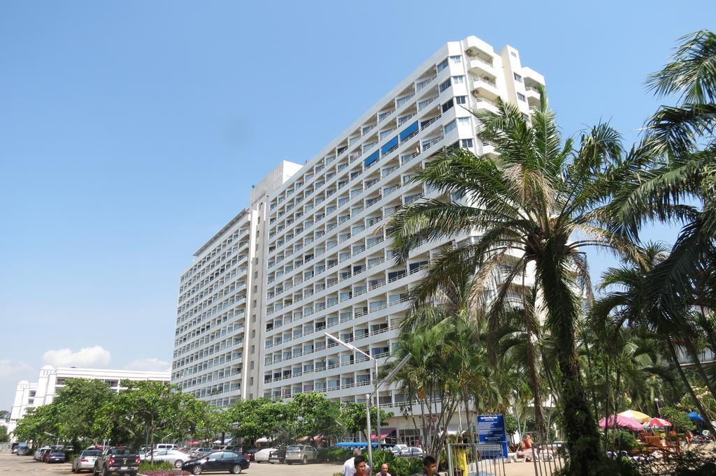 View Talay 1b Holidays Apartemen *