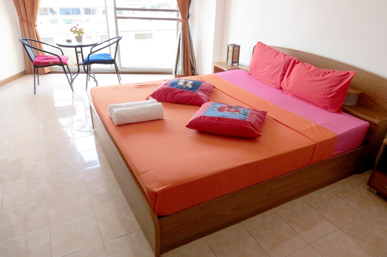 View Talay 1b Holidays Apartemen Pattaya